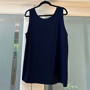 Chico’s navy tank NWT